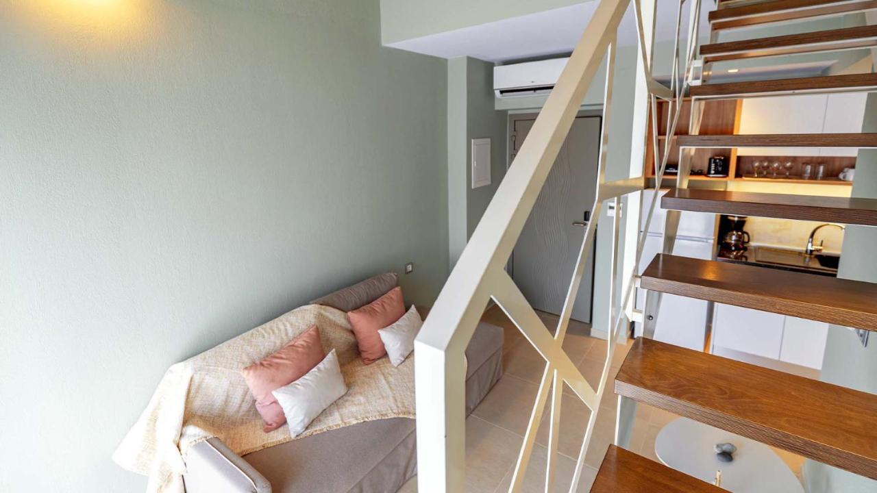 Estelle Family Luxury Apartments & Suites Gerakini Exteriér fotografie